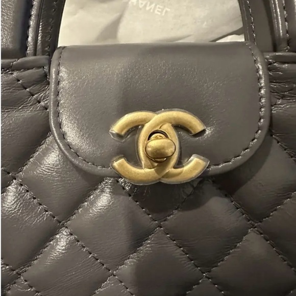 Mini Kelly - Picture 2 of 5